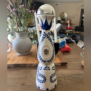 EMPTY Clase Azul Reposado Tequila Bottle 750ml Hand Painted Blue & White